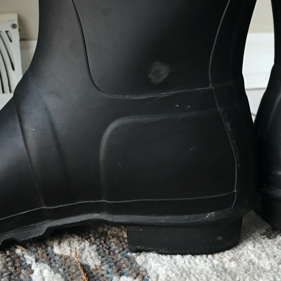 Matte Black Tall Hunter Rainboots - Picture 4 of 7